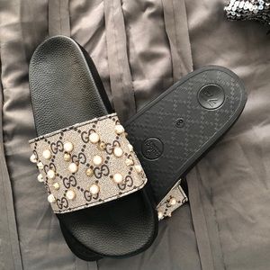 Gucci Slides Size 8